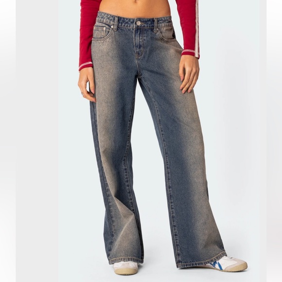 Edikted Raelynn Washed Low Rise Baggy Jeans - Picture 3 of 6